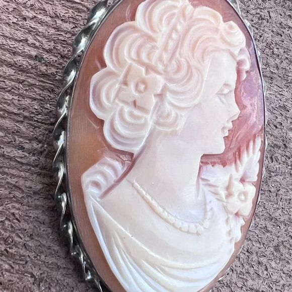 Signed Italy 925 Cameo Brooch/Pendant - Picture 3 of 5